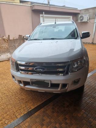 FORD RANGER 3.2 LIMITED 4X4 CD 20V DIESEL 4P AUTOMÁTICO FORD RANGER 3.2 LIMITED 4X4 CD 20V DIESEL 4P AUTOMÁTICO